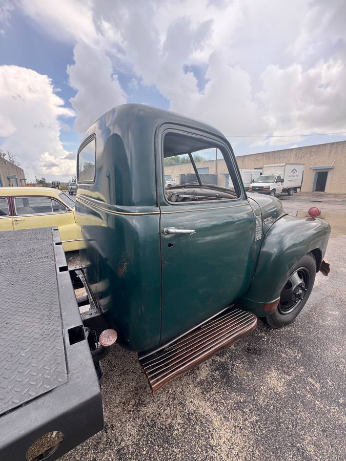 Chevrolet-loadmaster-1948-green-4