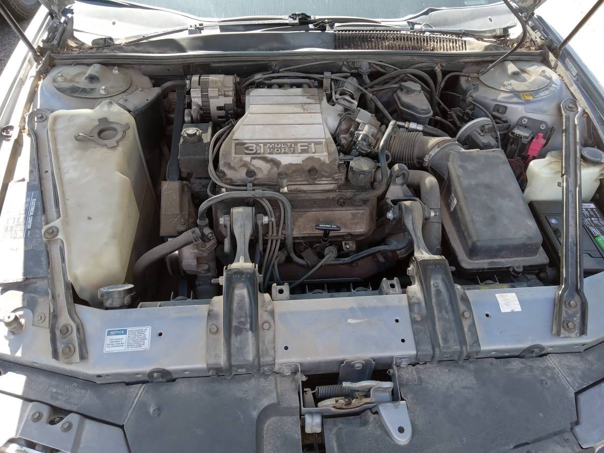 Chevrolet-lumina-1991-grey-10