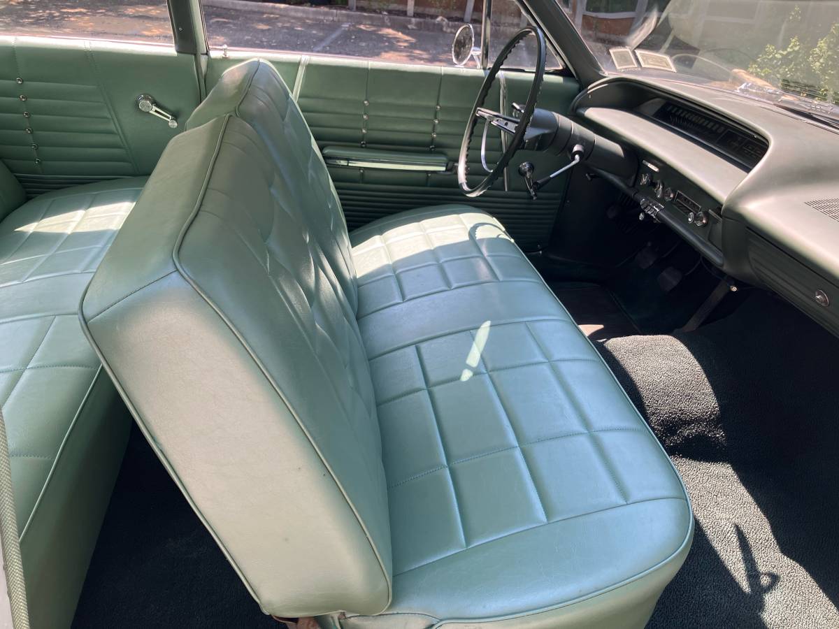 Chevrolet-malibu-1963-white-2