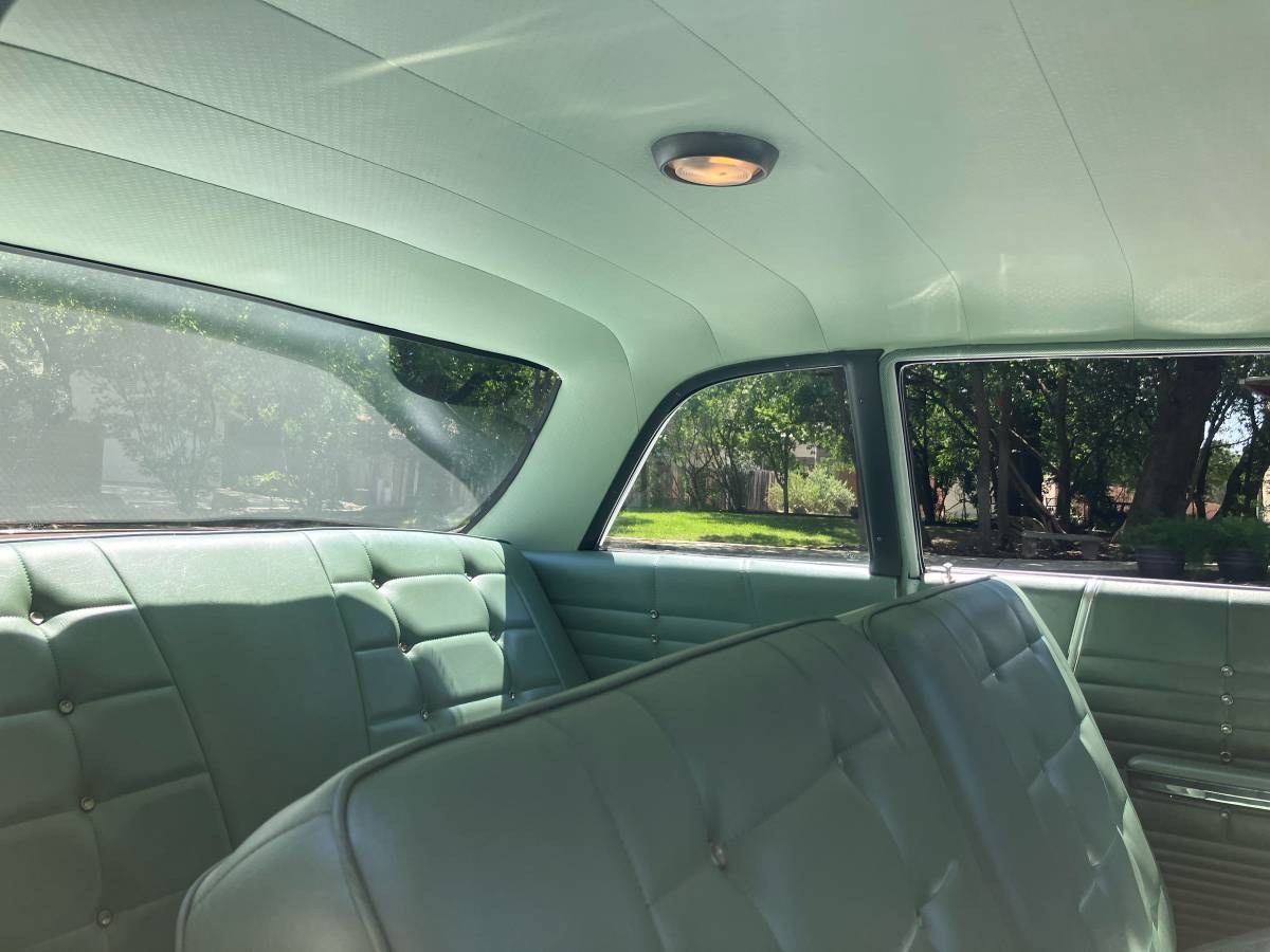 Chevrolet-malibu-1963-white-4