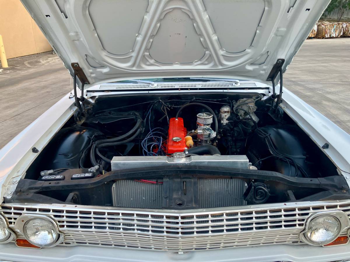 Chevrolet-malibu-1963-white-5