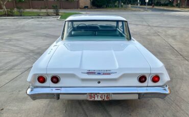 Chevrolet-malibu-1963-white-7