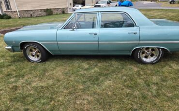 Chevrolet-malibu-1965-green-8