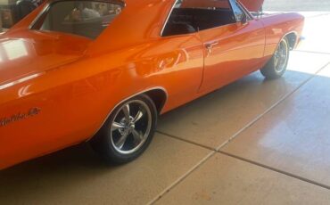 Chevrolet-malibu-1966-orange-2