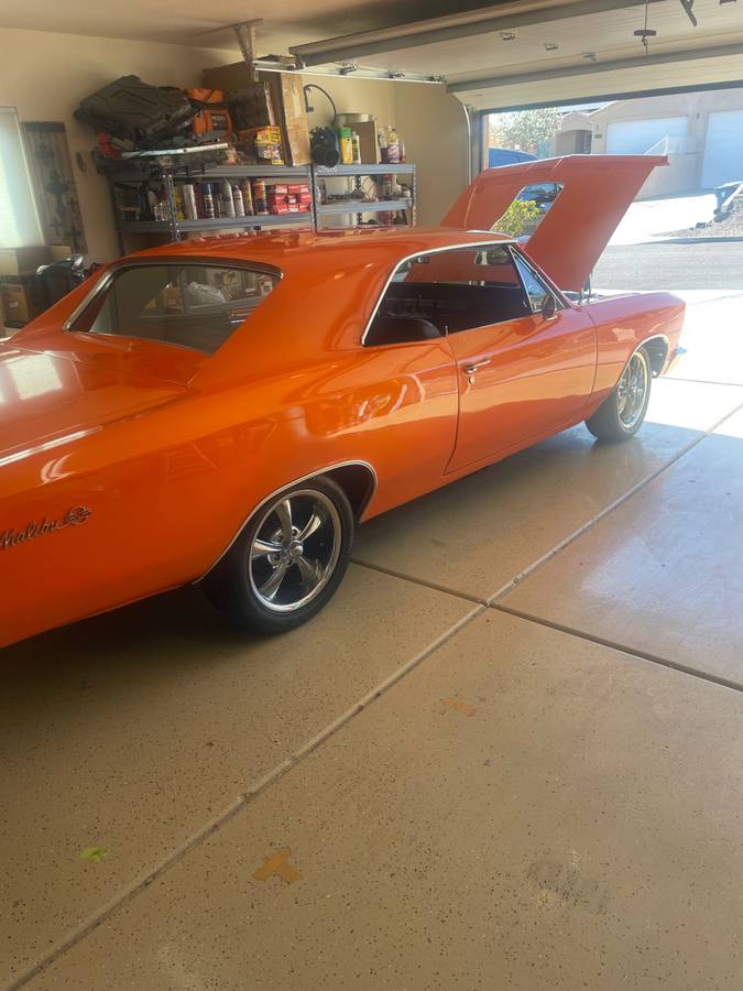 Chevrolet-malibu-1966-orange-2