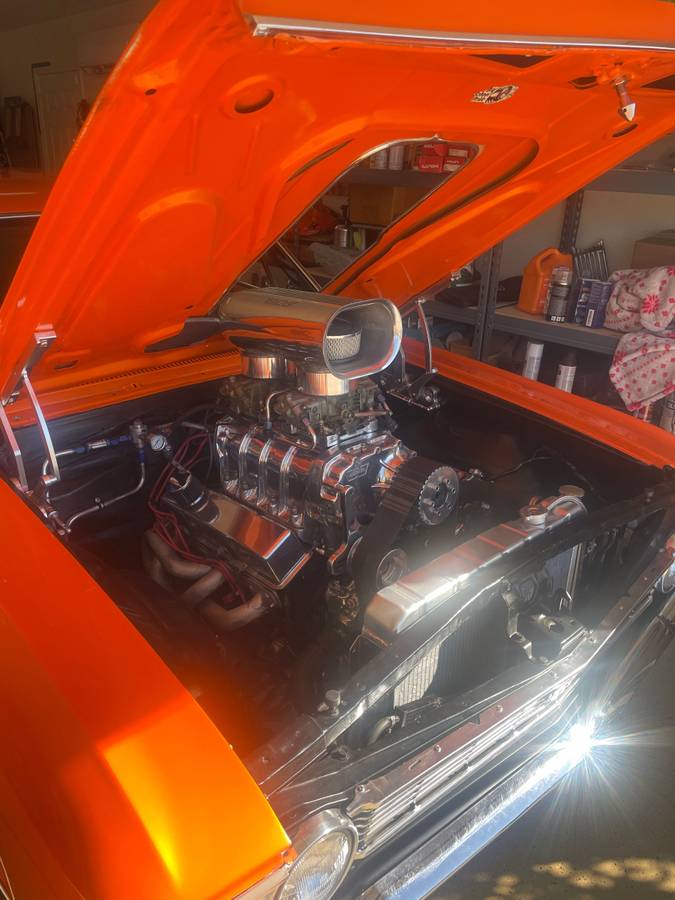 Chevrolet-malibu-1966-orange-3
