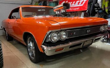 Chevrolet-malibu-1966-orange-4