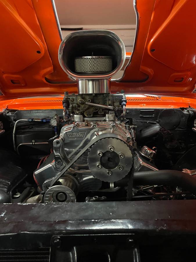 Chevrolet-malibu-1966-orange-7
