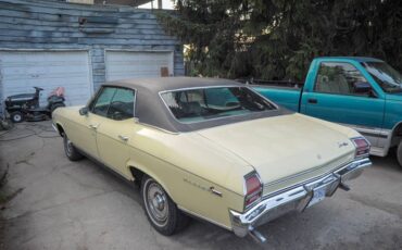 Chevrolet-malibu-1969-yellow-1