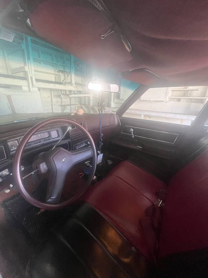 Chevrolet-malibu-1980-black-3