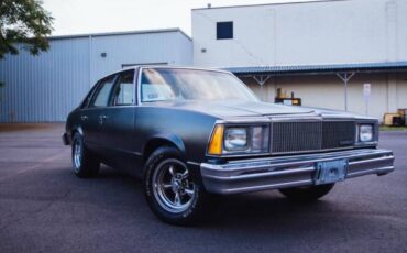 Chevrolet-malibu-1980-black