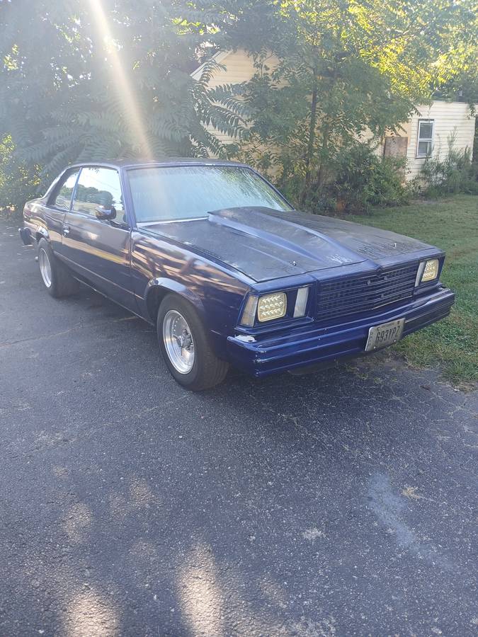 Chevrolet-malibu-classic-1979-2