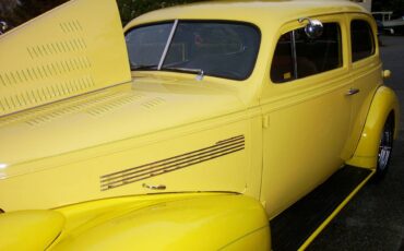Chevrolet-masterdeluxe-1939-yellow-11