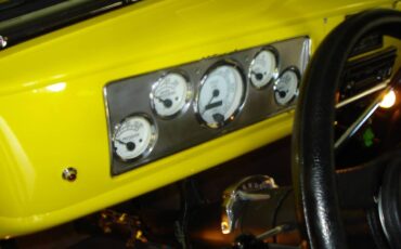 Chevrolet-masterdeluxe-1939-yellow-3