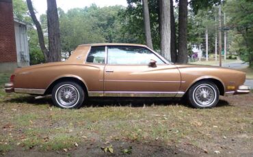 Chevrolet-monte-carlo-1980-brown