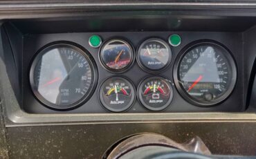 Chevrolet-monte-carlo-1983-black-15