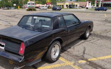 Chevrolet-monte-carlo-1983-black-19