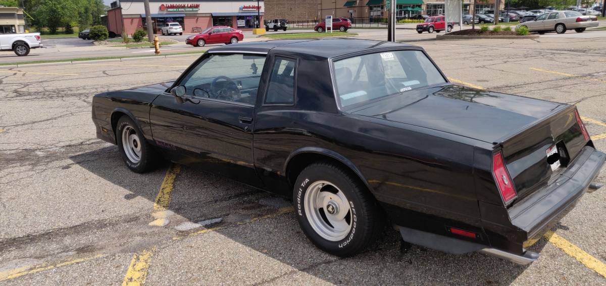 Chevrolet-monte-carlo-1983-black-20