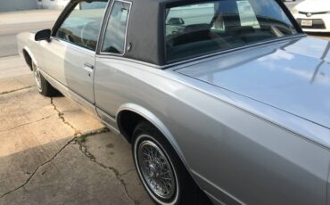 Chevrolet-monte-carlo-1986-silver-3