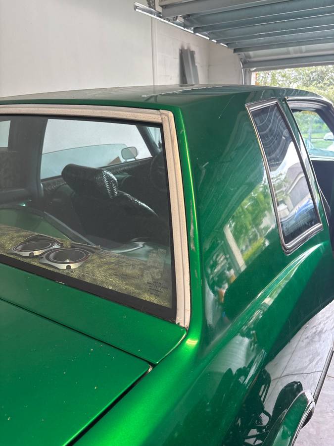 Chevrolet-monte-carlo-1987-4