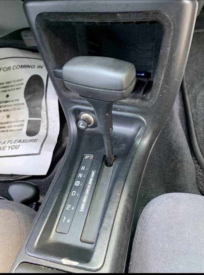 Chevrolet-monte-carlo-1995-white-12