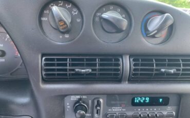 Chevrolet-monte-carlo-1995-white-6