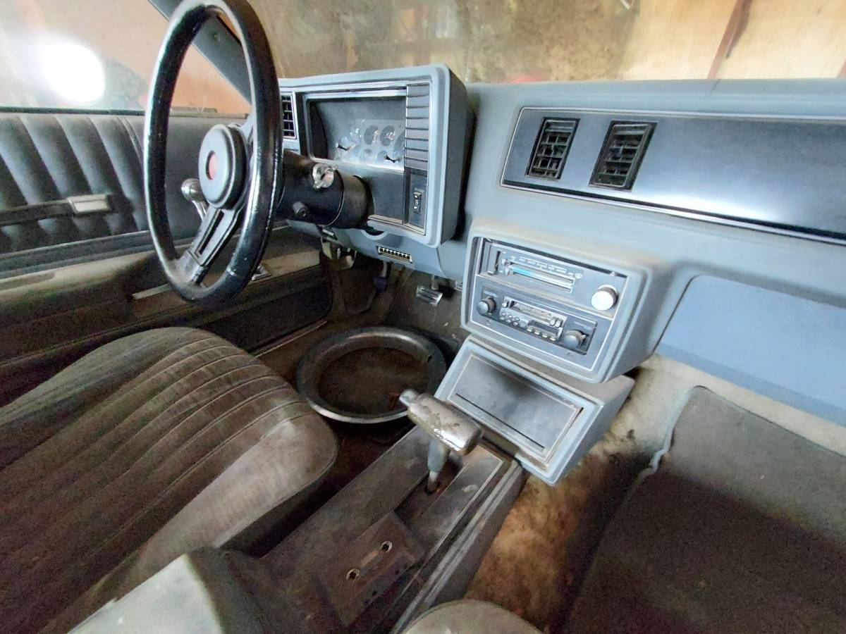 Chevrolet-monte-carlo-ss-1985-black-8