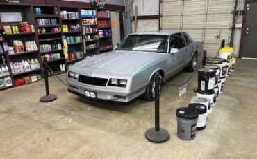 Chevrolet-monte-carlo-ss-1987-silver