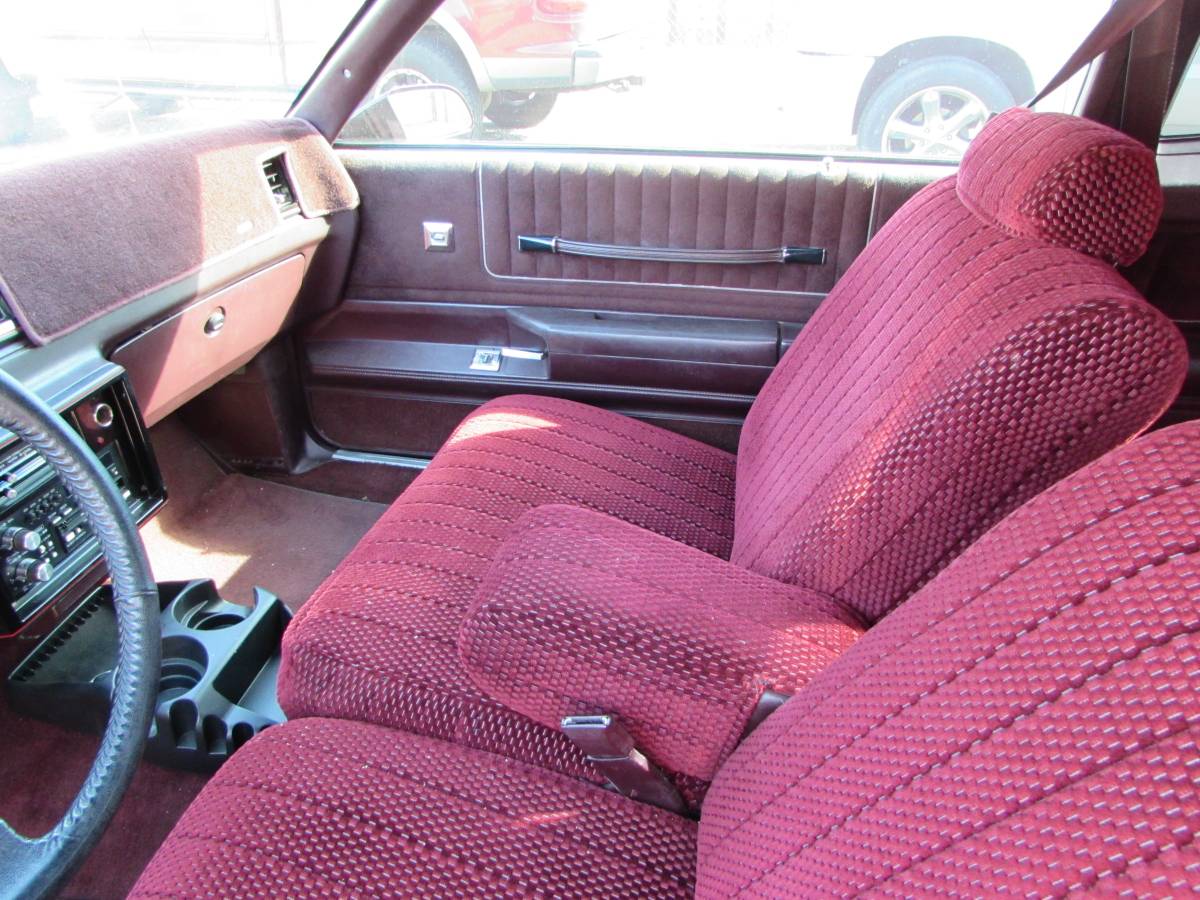 Chevrolet-monte-carlo-ss-1988-purple-7