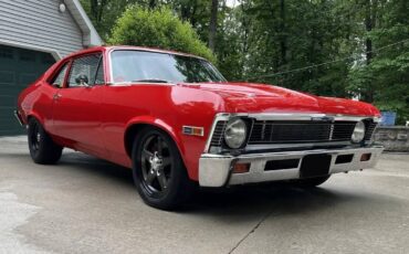Chevrolet-nova-1972-red-1