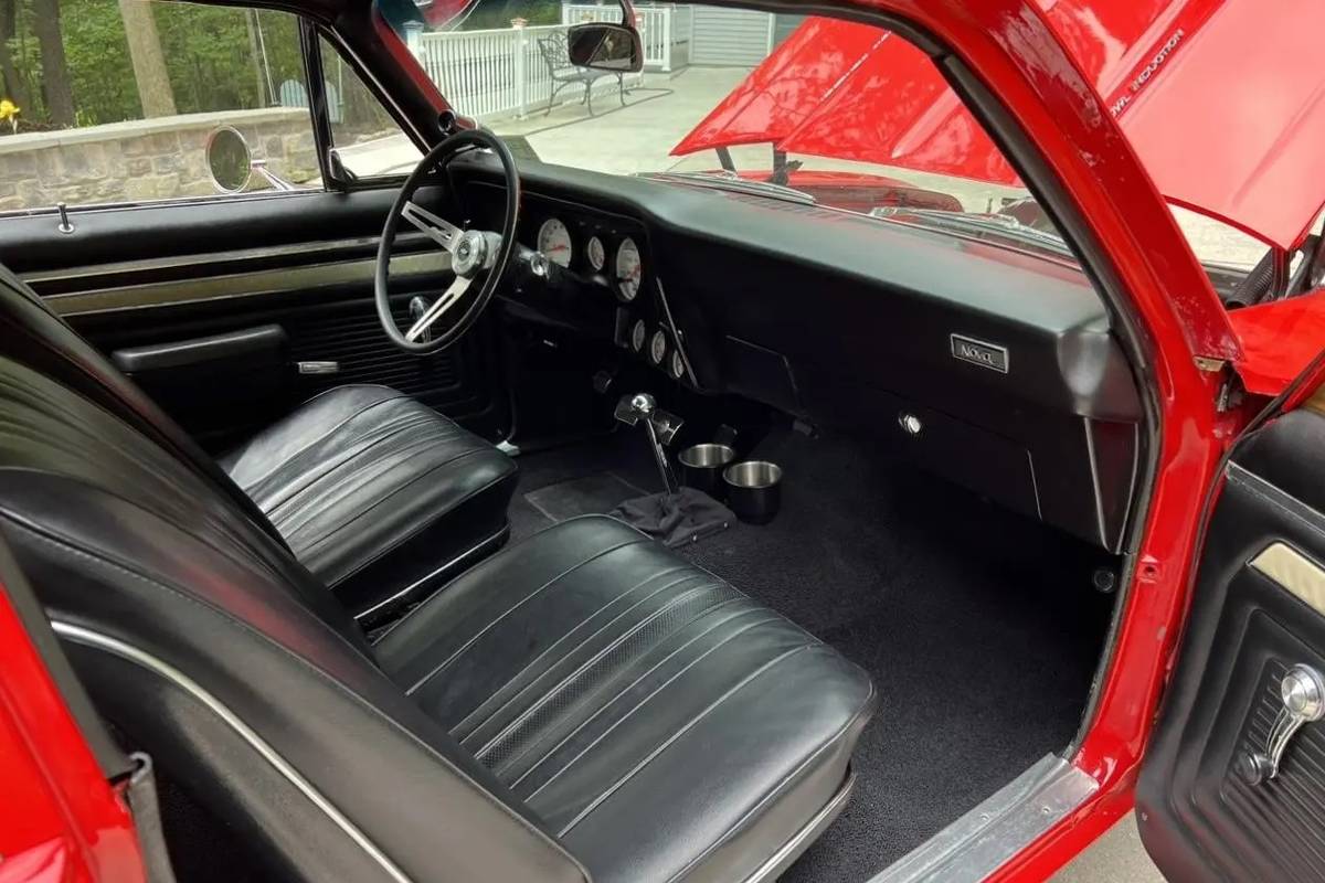 Chevrolet-nova-1972-red-3