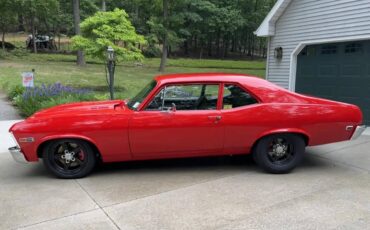 Chevrolet-nova-1972-red-7
