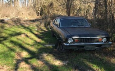 Chevrolet-nova-1974-black-3