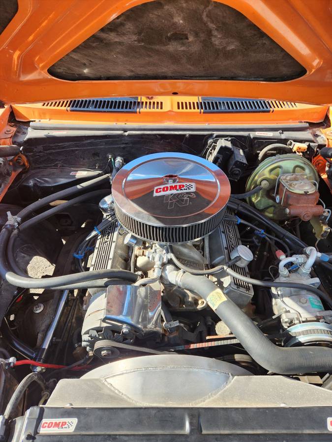 Chevrolet-nova-1974-orange-19