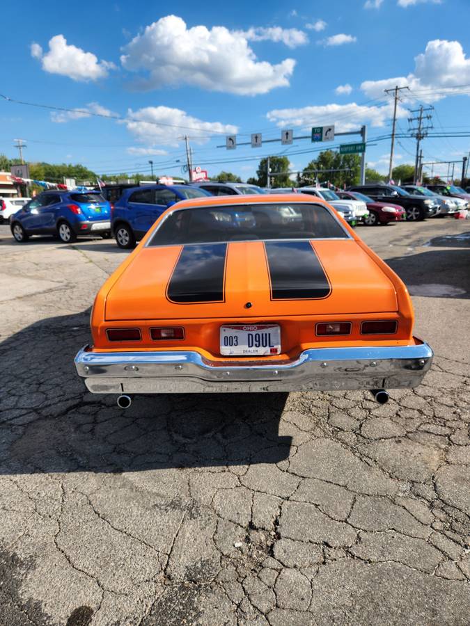 Chevrolet-nova-1974-orange-4