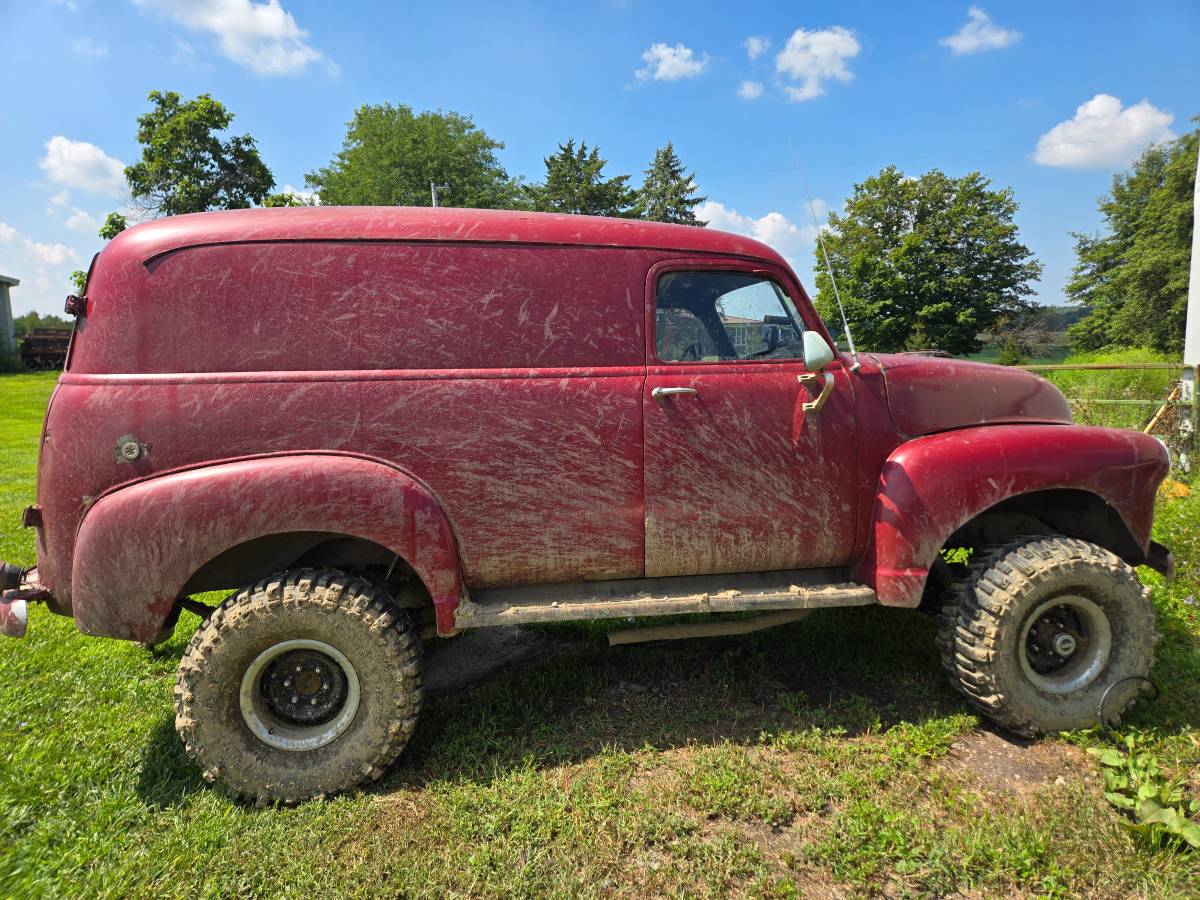 Chevrolet-panel-1947-red-1