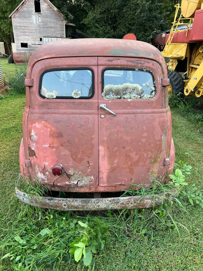 Chevrolet-panel-van-1951-2