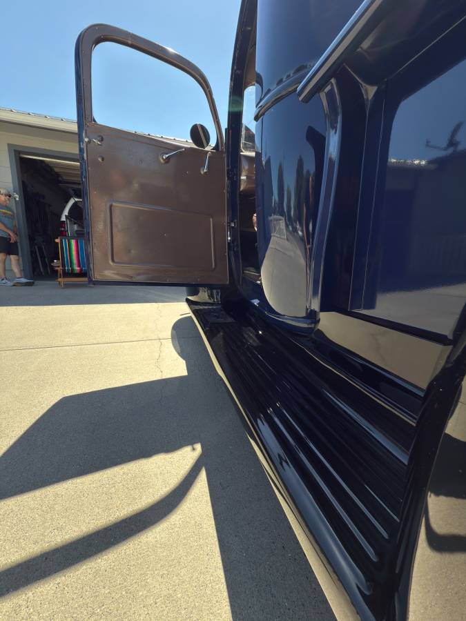 Chevrolet-pickup-1941-blue-14