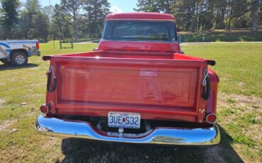 Chevrolet-pickup-1956-10
