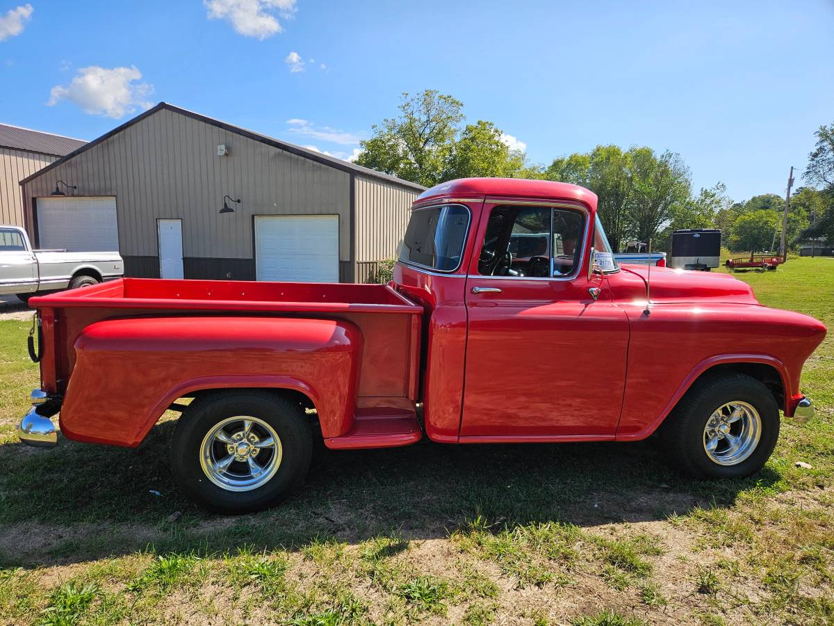 Chevrolet-pickup-1956-14