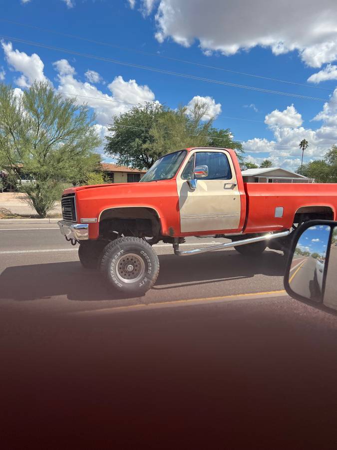 Chevrolet-pickup-truck-1983-orange-5
