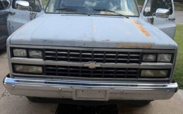 Chevrolet-r10-1987-grey-3