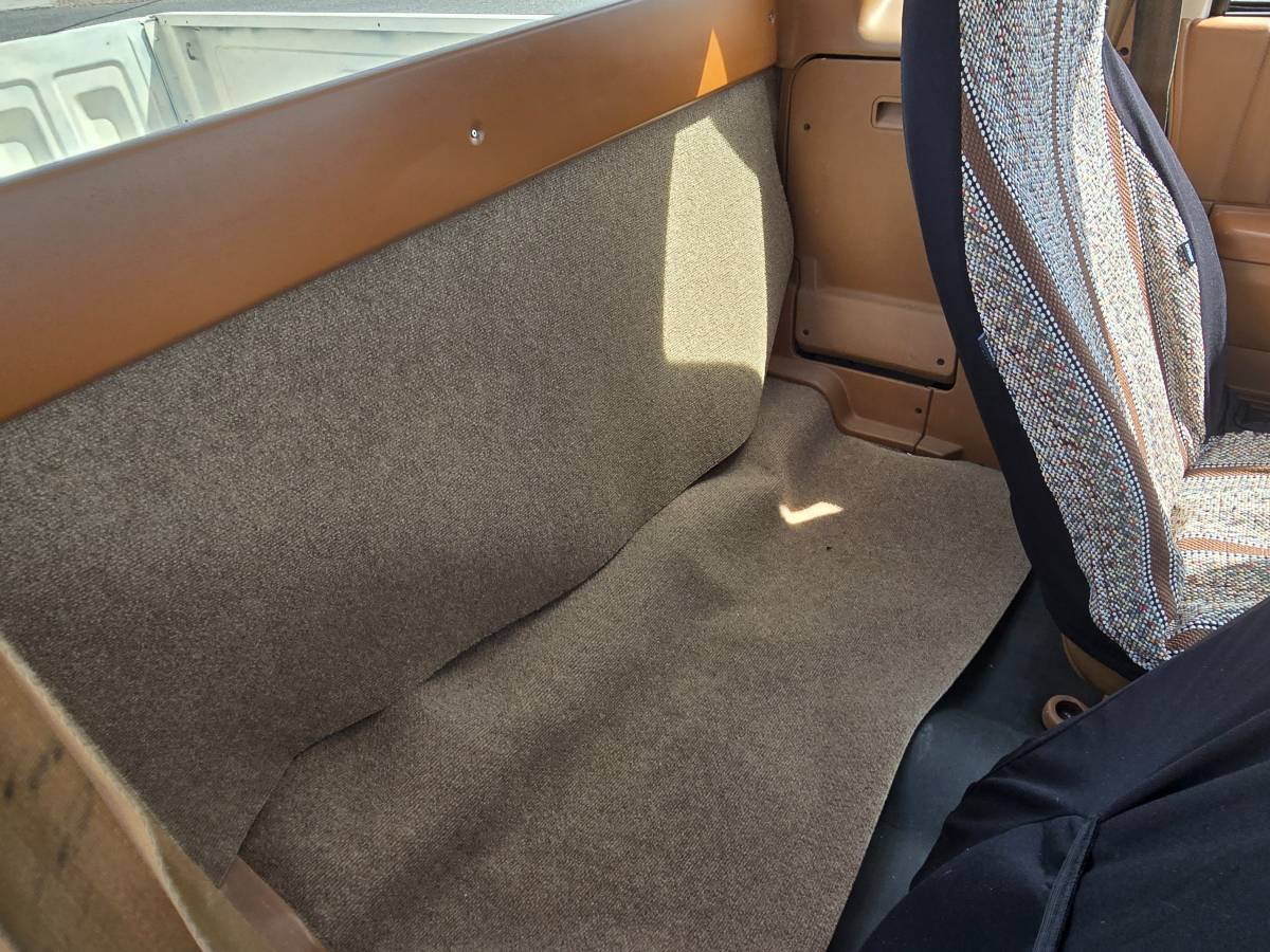 Chevrolet-s-10-pickup-4x4-ext-cab-1988-custom-7