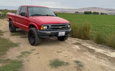 Chevrolet-s10-1994-red