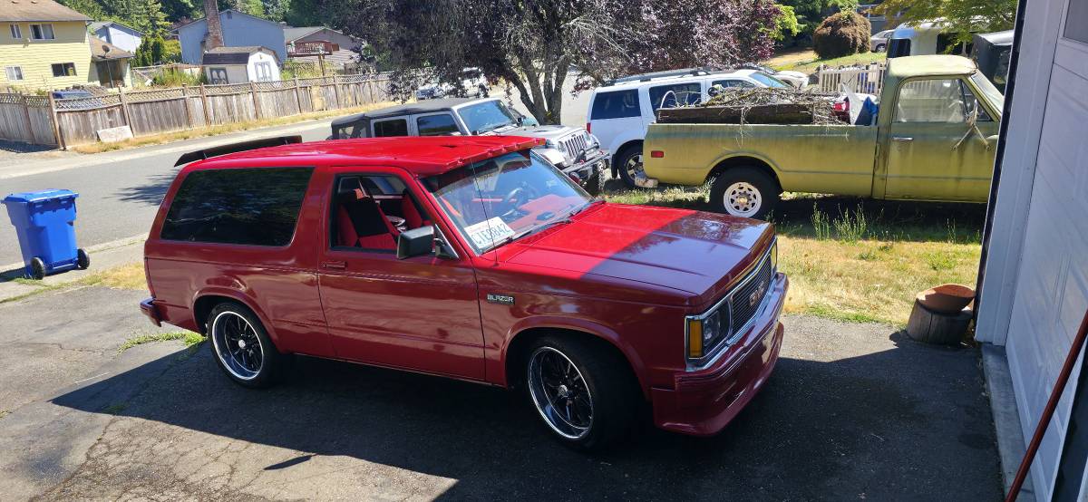 Chevrolet-s10-blazer-1989-custom-18