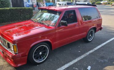 Chevrolet-s10-blazer-1989-custom-9