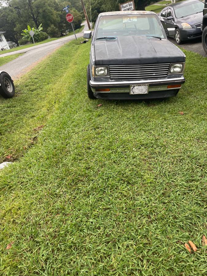 Chevrolet-s10-pickup-1984-black-3
