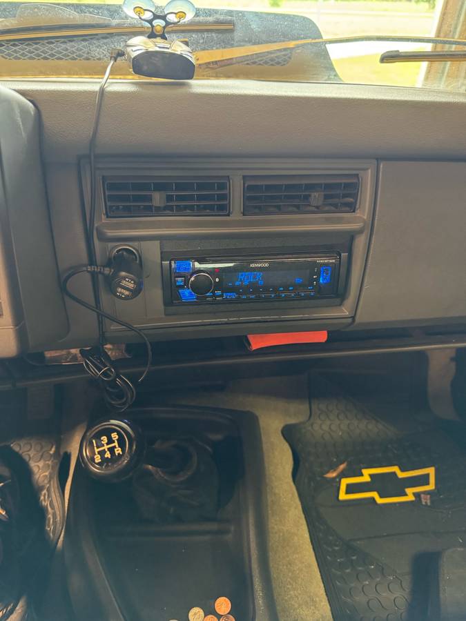 Chevrolet-s10-pickup-1993-11