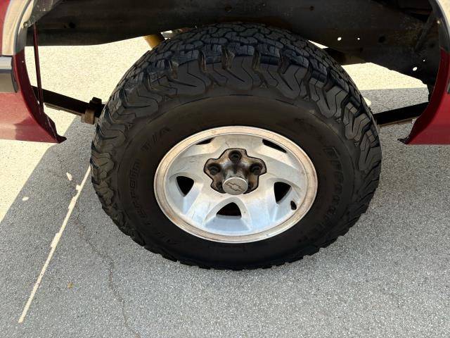 Chevrolet-s10-pickup-1995-custom-10