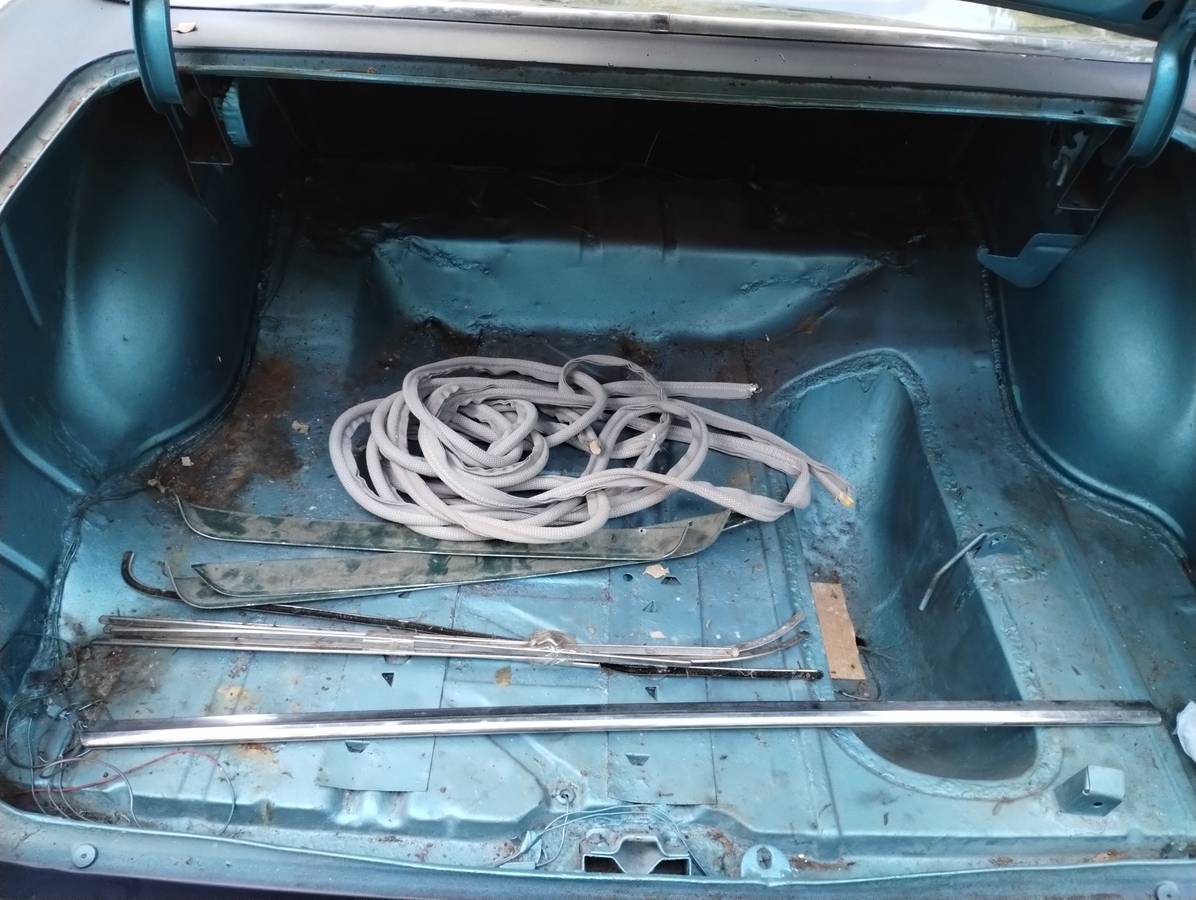 Chevrolet-sedan-1957-blue-11